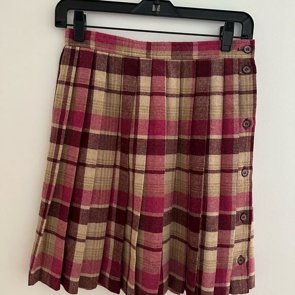 Vintage Pleated Skirt - Picture 4 of 5